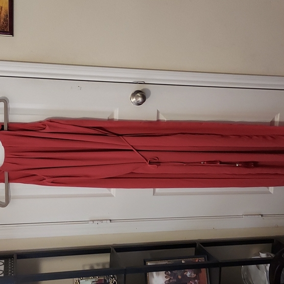 White House Black Market coral dress - Picture 4 of 7